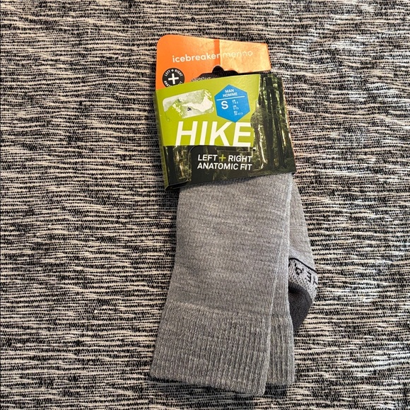 Icebreaker Other - NWT Icebreaker Merino Wool Mens Small Anatomic Hiking Socks